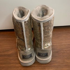 UGG Boots Classic Short Silver Sequin